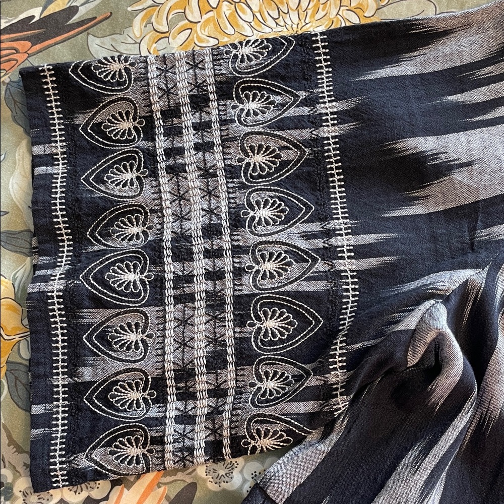 J. Jill Black and Gray Patterned Midi Dress - Picture 6 of 9